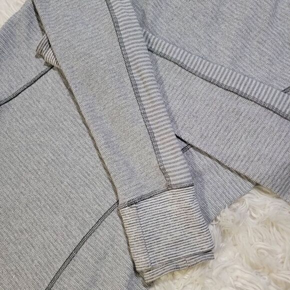 Lululemon Fast Think Hoodie 6 - Picture 6 of 8